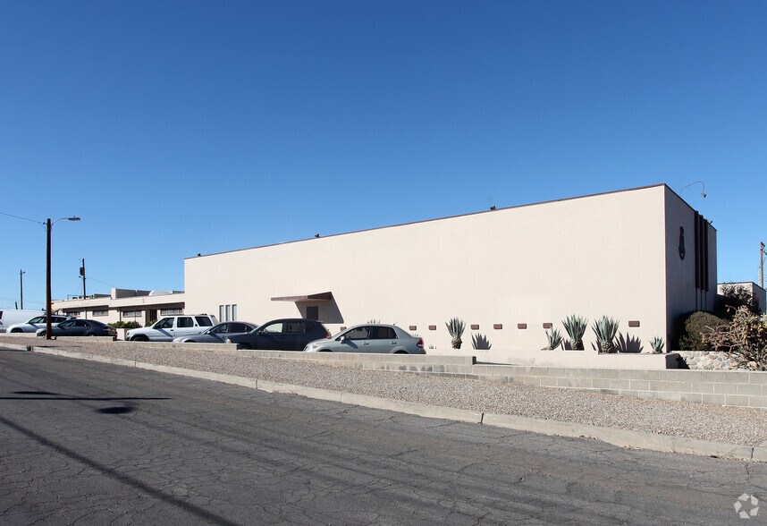 More Photos Of 1001 N Richey Blvd, Tucson Lodge Meeting Hall For Sale