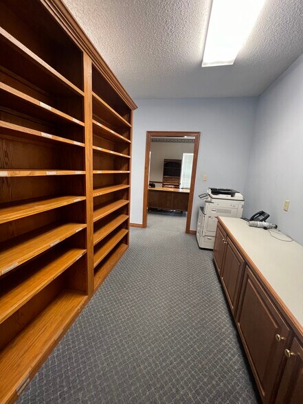 More Photos Of 8989 Interline Ave, Baton Rouge Office For Sale