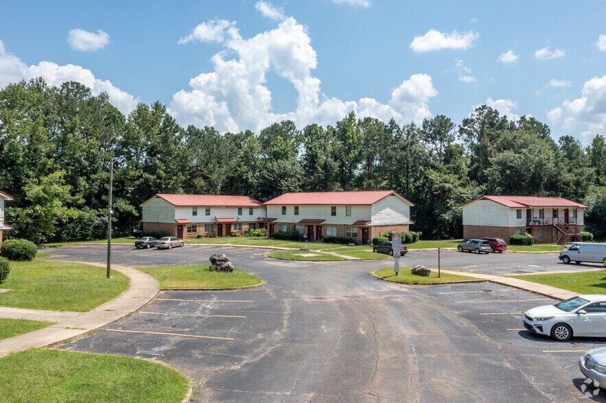 More Photos Of 1500 N Archusa Ave, Quitman Apartments For Sale