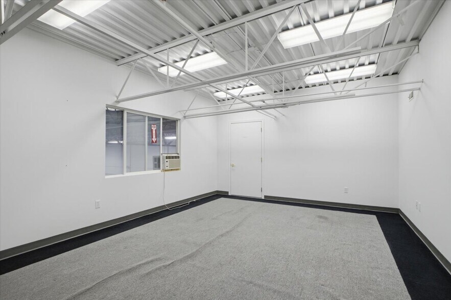 More Photos Of 41-57 W Guest Ave, Salt Lake City Warehouse For Sale