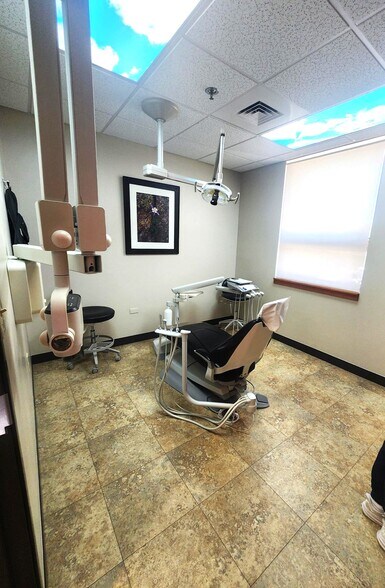 More Photos Of 899 US Hwy 287, Broomfield Medical For Sale