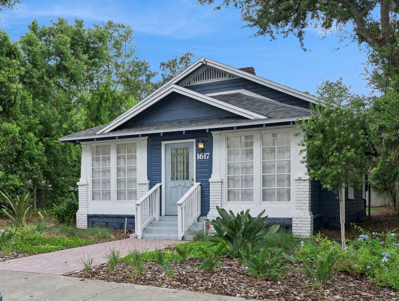 Primary Photo Of 1617 Woodward St, Orlando Office Residential For Lease