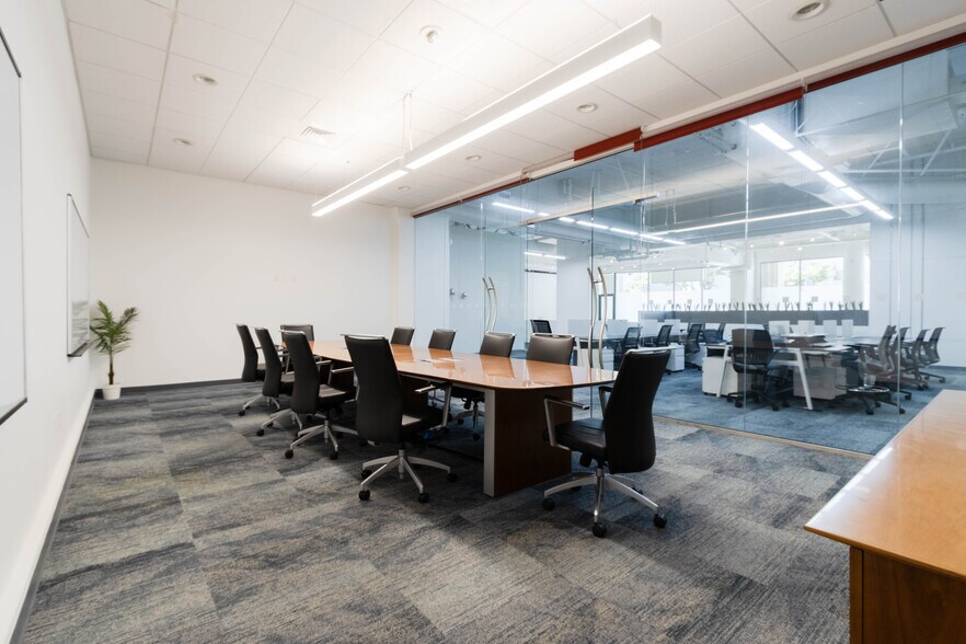 More Photos Of 725-727 Folsom St, San Francisco Apartments For Lease