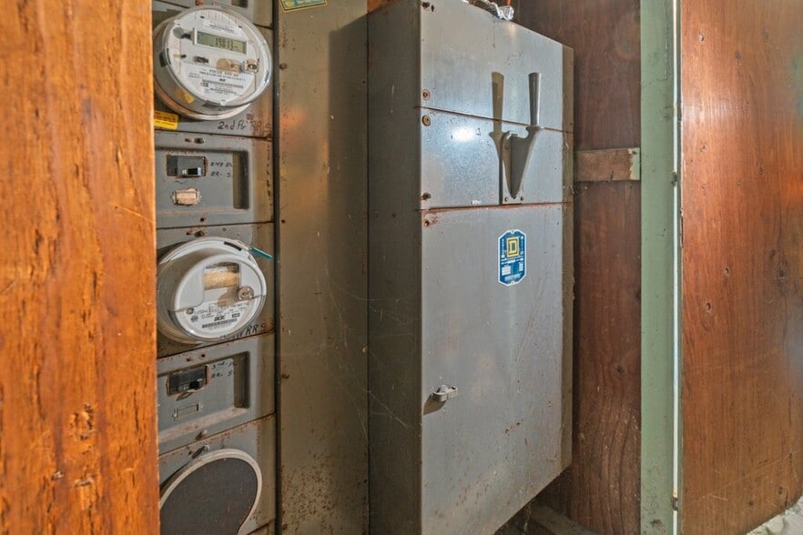 More Photos Of , Baltimore Multifamily For Sale