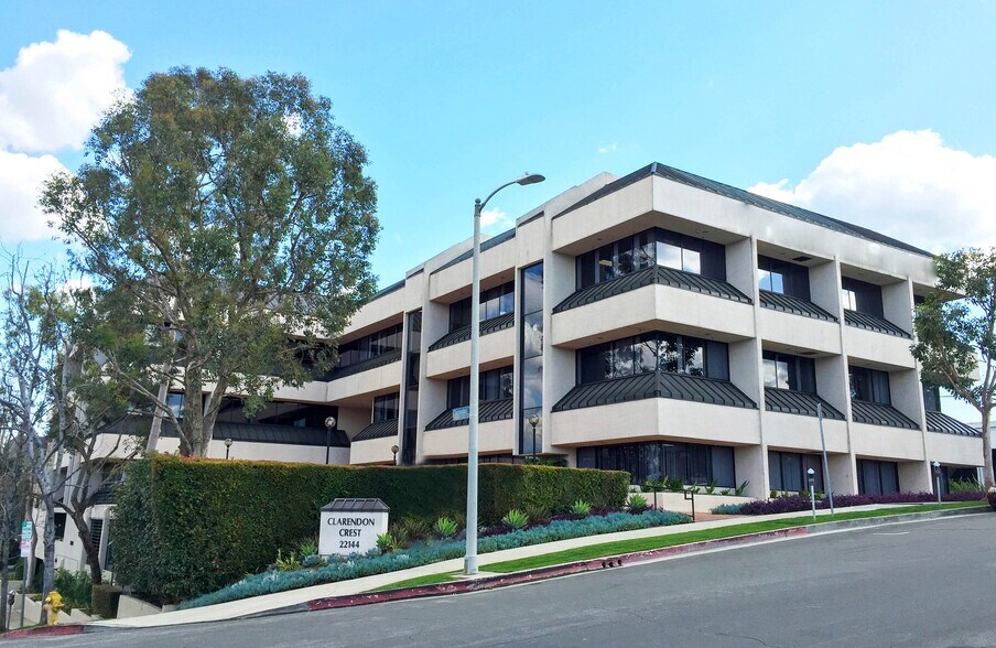 Primary Photo Of 22144 Clarendon St, Woodland Hills Office For Lease