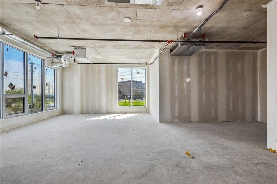 More Photos Of 988 Martin Grove Rd, Toronto Hotel For Sale