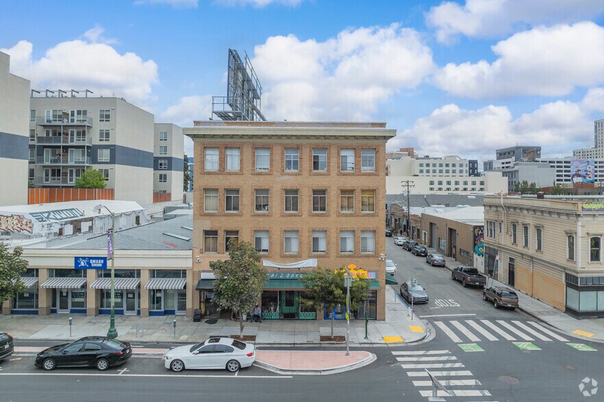 More Photos Of 498 25th St, Oakland Apartments For Sale