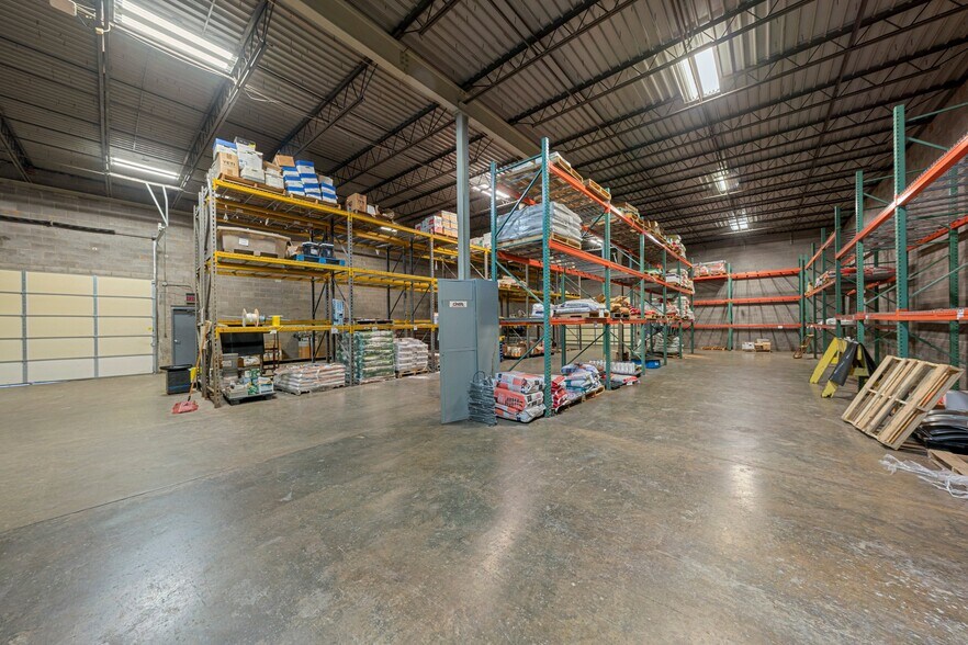 More Photos Of 300 Samson St, Glasgow Light Manufacturing For Sale