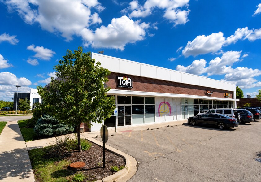 More Photos Of 19-31 W Ogden Ave, Westmont General Retail For Lease
