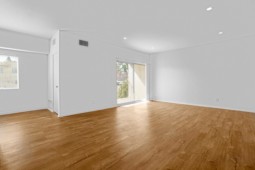 More Photos Of 1677 Westholme Ave, Los Angeles Apartments For Sale