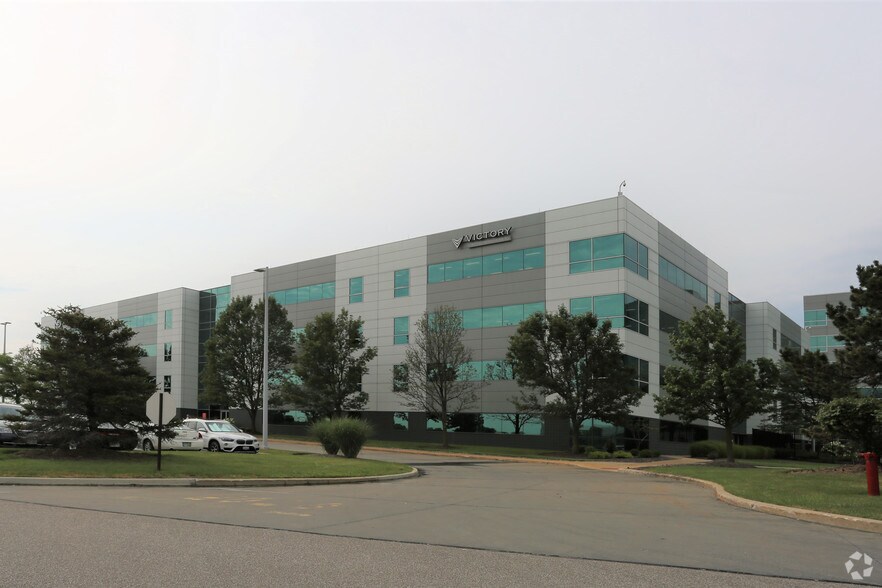 More Photos Of 4900 Tiedeman Rd, Brooklyn Office For Lease