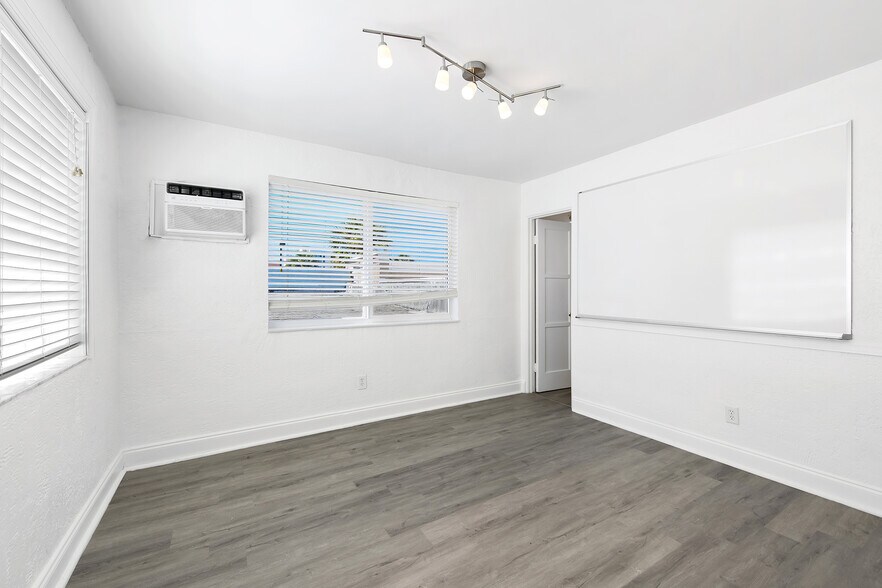 More Photos Of 811 E Las Olas Blvd, Fort Lauderdale Office For Lease