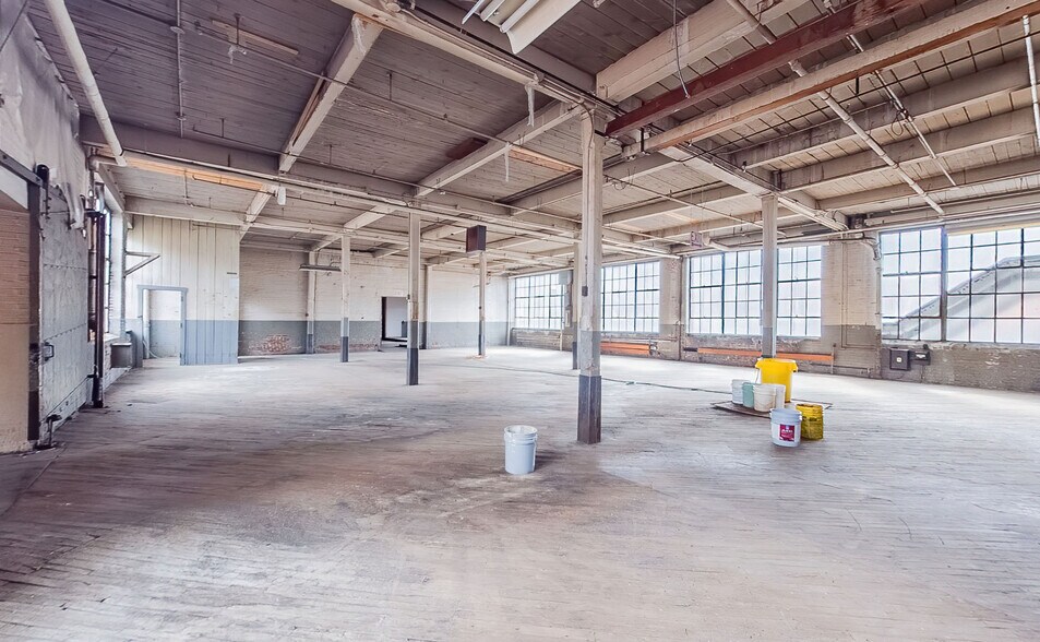 More Photos Of 480 W 5th St, Bloomsburg Manufacturing For Sale