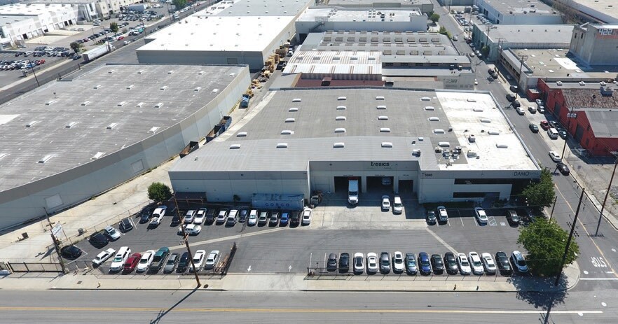 More Photos Of 5080 S Alameda St, Vernon Manufacturing For Lease