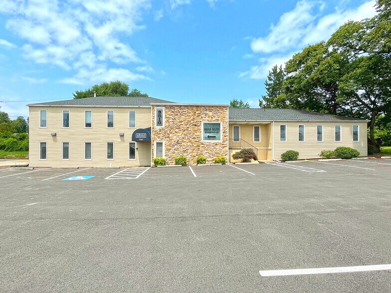 Primary Photo Of 3510-3512 Trindle Rd, Camp Hill Office For Lease