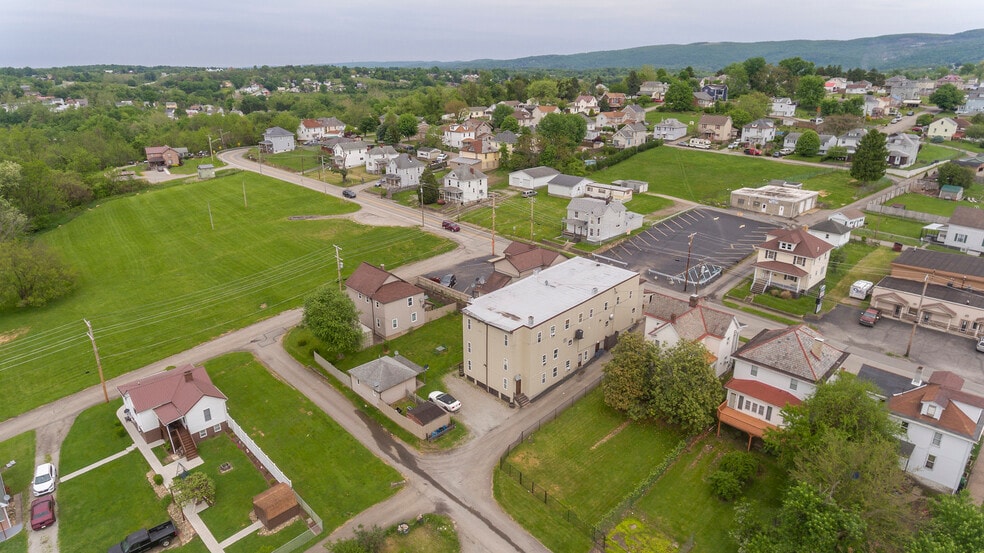 More Photos Of 277 N Gallatin Ave, Uniontown Apartments For Sale