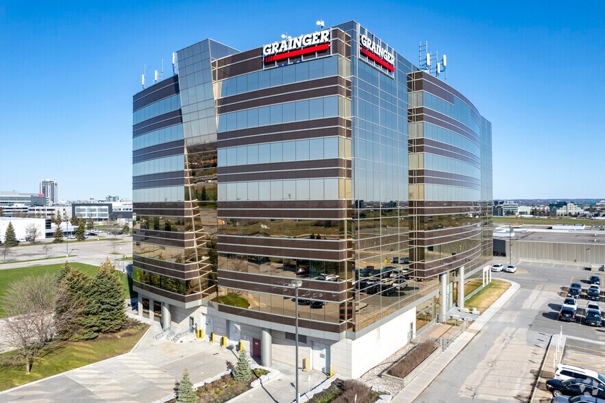 More Photos Of 123 Commerce Valley Dr E, Markham Office For Lease