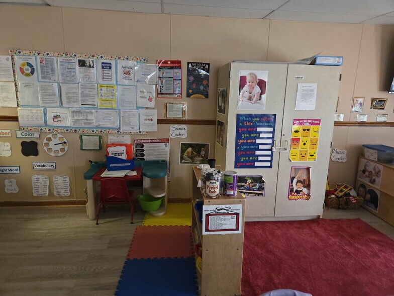 More Photos Of 3675 Riverdale Rd, Memphis Daycare Center For Sale