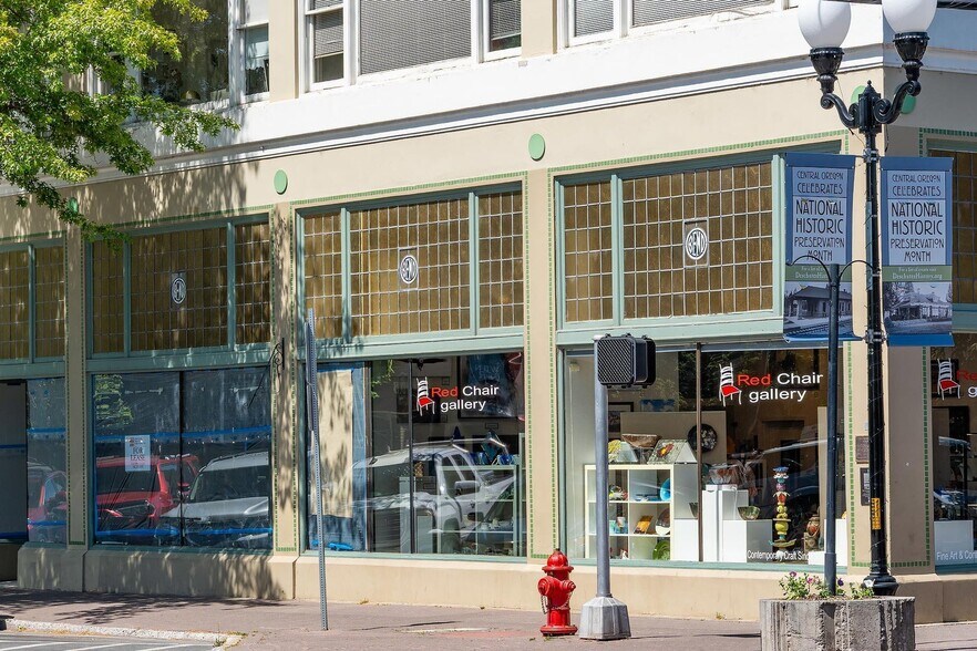 More Photos Of 115-125 NW Oregon Ave, Bend Storefront Retail Office For Sale