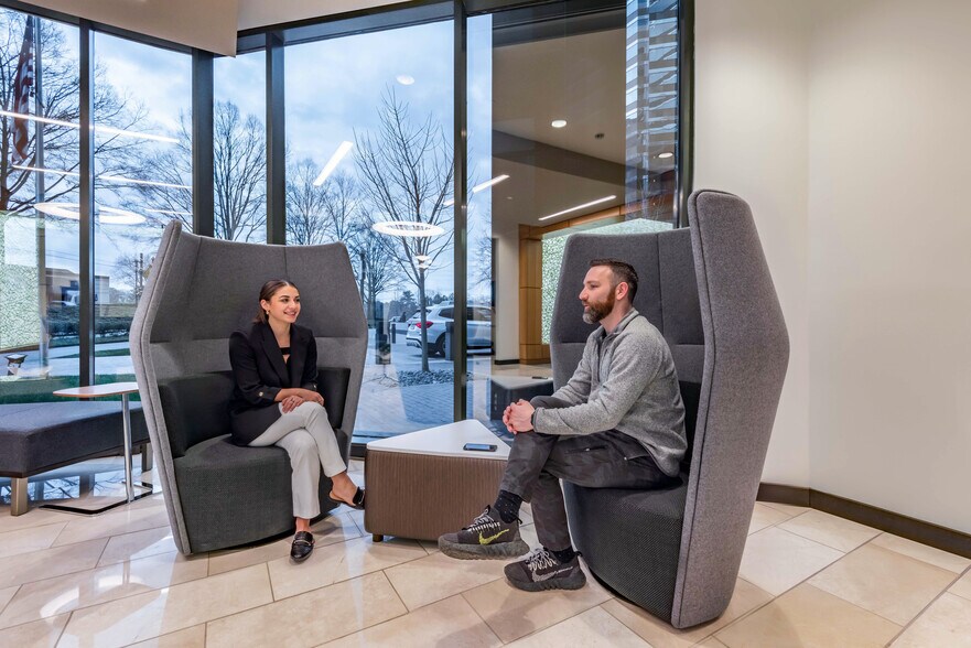 More Photos Of 3399 Peachtree Rd NE, Atlanta Coworking Space