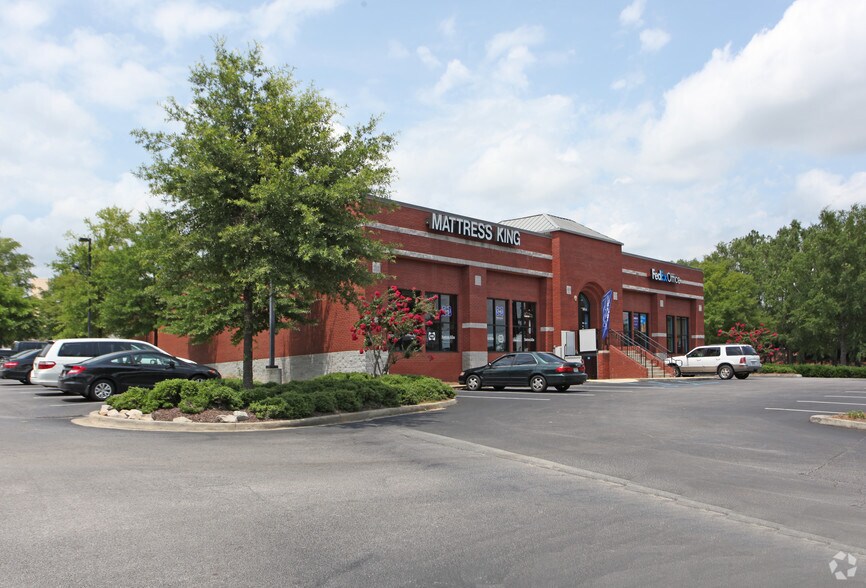 More Photos Of 3260 Galleria Cir, Birmingham Freestanding For Lease