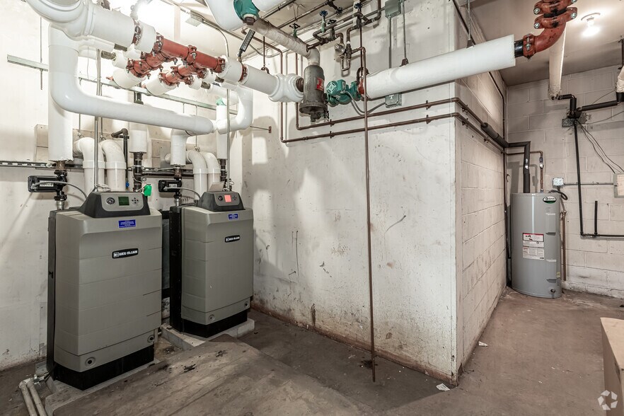 More Photos Of 20 Gorham Ave, Hamden Schools For Sale