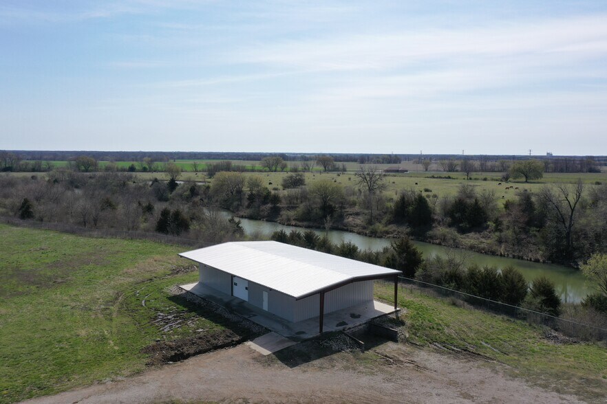 More Photos Of 3600 NW Lawton Rd, Columbus Land For Lease
