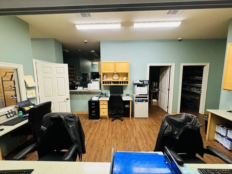 More Photos Of 56 Starbrush Cir, Covington Medical For Sale