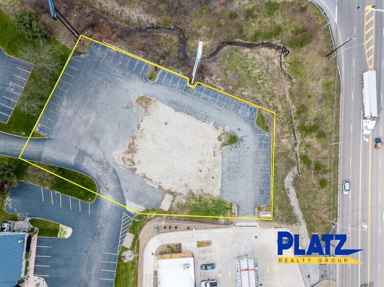 More Photos Of 920 Canfield Niles Rd, Austintown Land For Lease