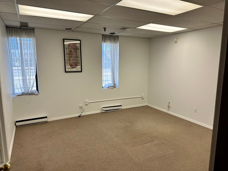 More Photos Of 4865 Arthur Kill Rd, Staten Island Warehouse For Sale