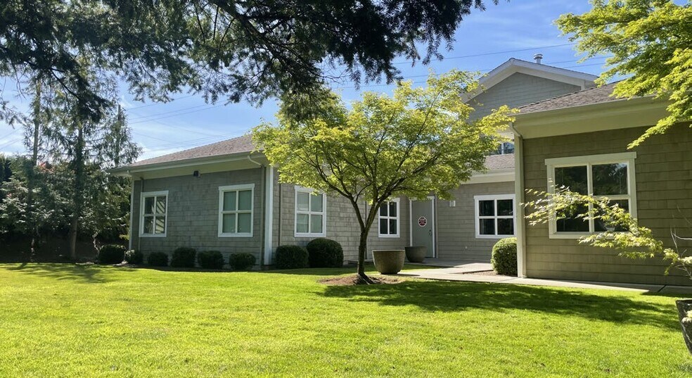 More Photos Of 3800 NE 4th St, Renton Office For Sale