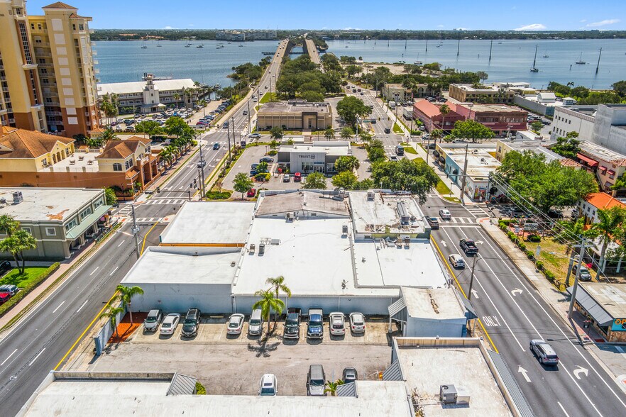 More Photos Of 105-113 Brevard Ave, Cocoa Storefront For Sale