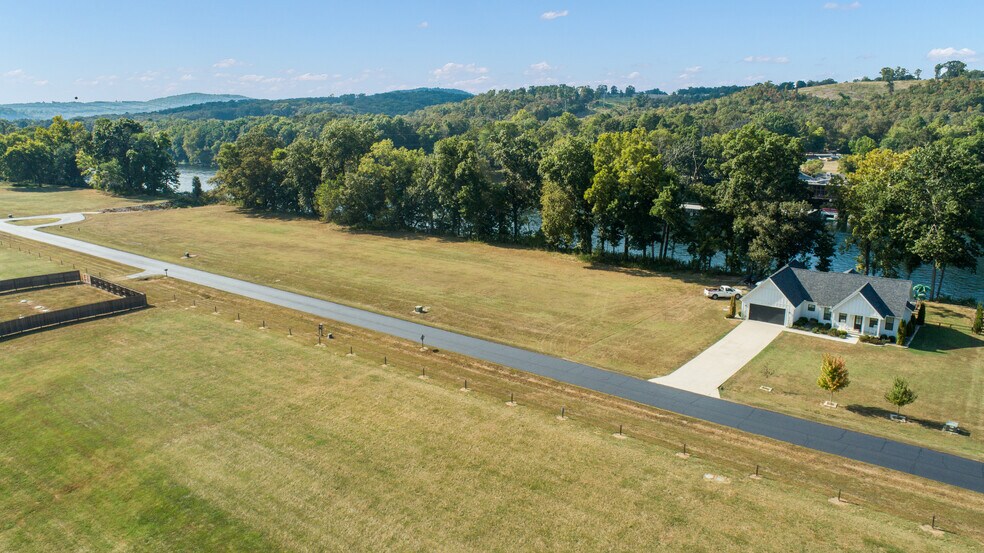 More Photos Of 1180 Cane Island Road, Flippin Land For Sale