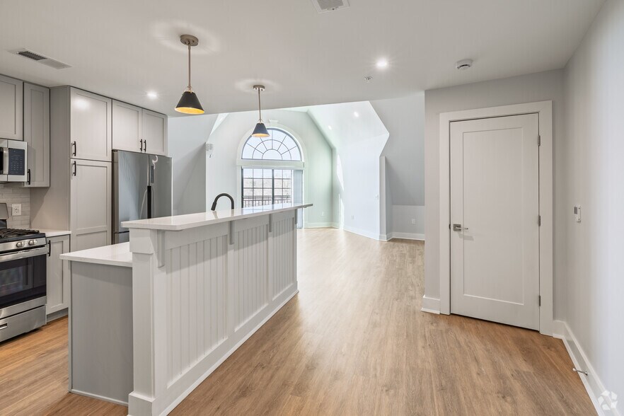 More Photos Of 282 South Ave, Fanwood Apartments For Lease