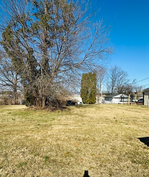 More Photos Of 5 Davis Ave, Frederick Land For Sale