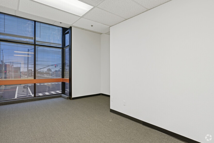 More Photos Of 90 Spruce Ave, South San Francisco Unknown For Lease