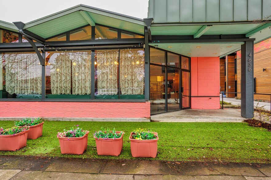 More Photos Of 4636 NE 42nd Ave, Portland Freestanding For Lease