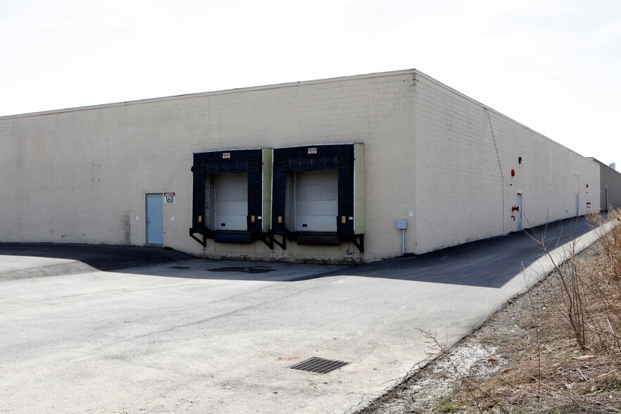 More Photos Of 460 Buffalo Rd, Rochester Warehouse For Lease