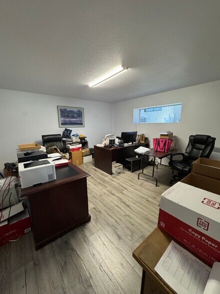 More Photos Of 12430 W Cedar Dr, Lakewood Warehouse For Lease