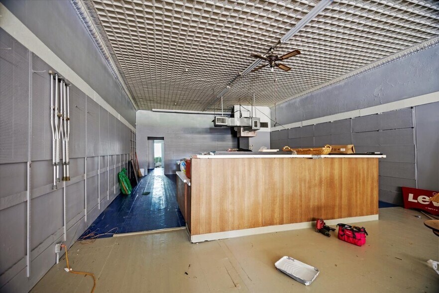 More Photos Of 163 W Main St, Timmonsville General Retail For Sale