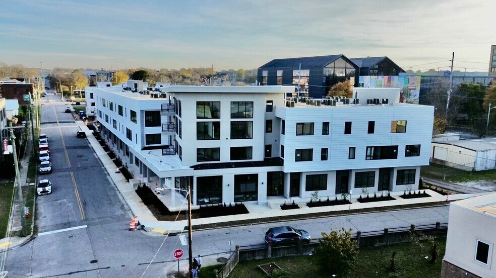 More Photos Of 1107 3rd Ave S, Nashville Apartments For Lease