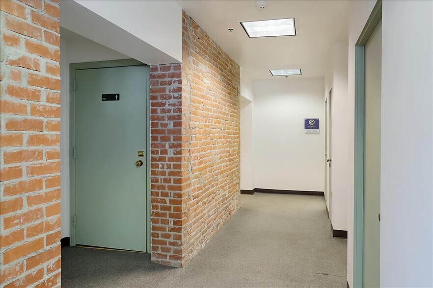 More Photos Of 20 E Colorado Blvd, Pasadena Storefront Retail Office For Lease