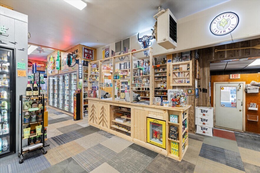 More Photos Of 401 E Sheridan St, Ely Convenience Store For Sale