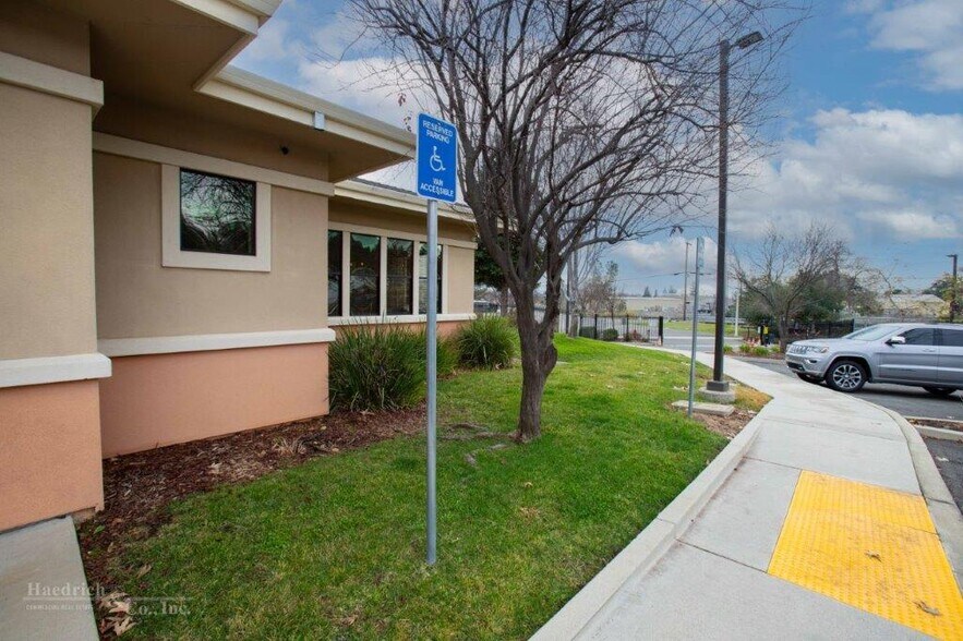 More Photos Of 2216 Buenaventura Blvd, Redding Medical For Sale