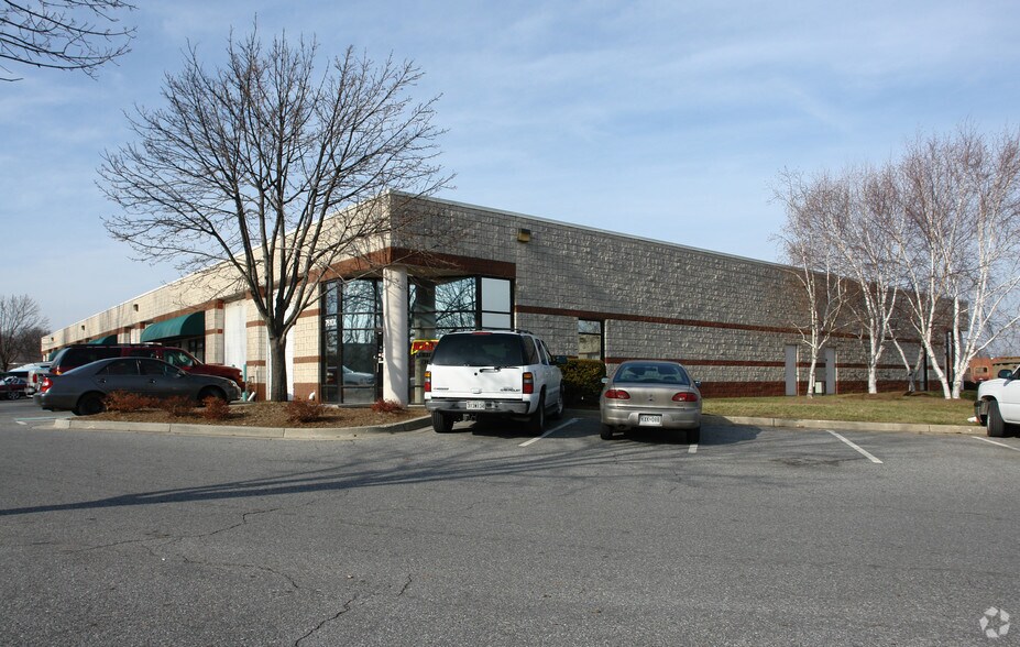More Photos Of 7610-7622 Rickenbacker Dr, Gaithersburg Light Manufacturing For Lease
