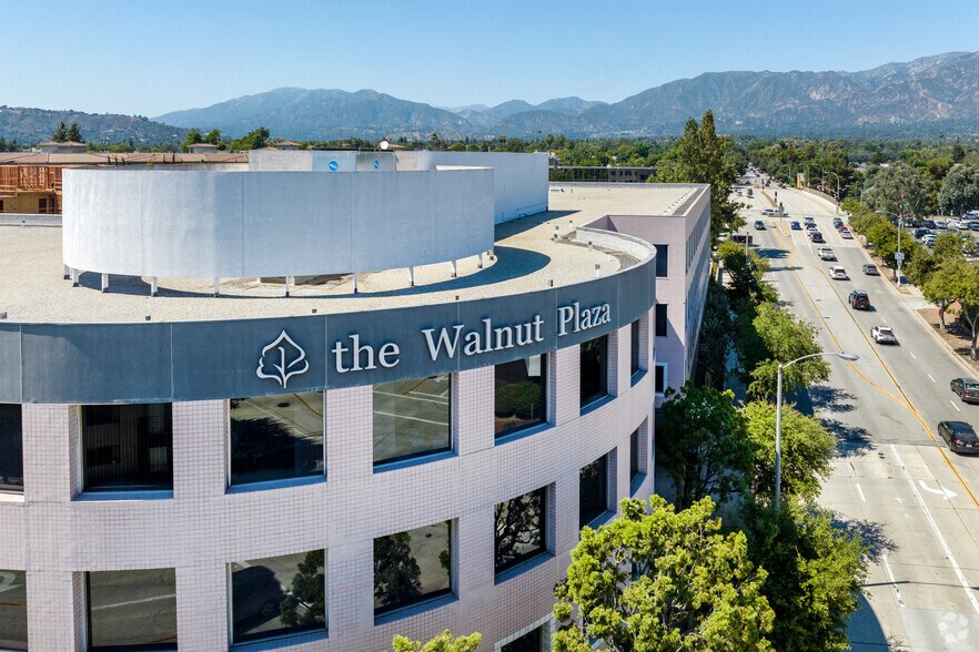 More Photos Of 215 N Marengo Ave, Pasadena Office For Sale