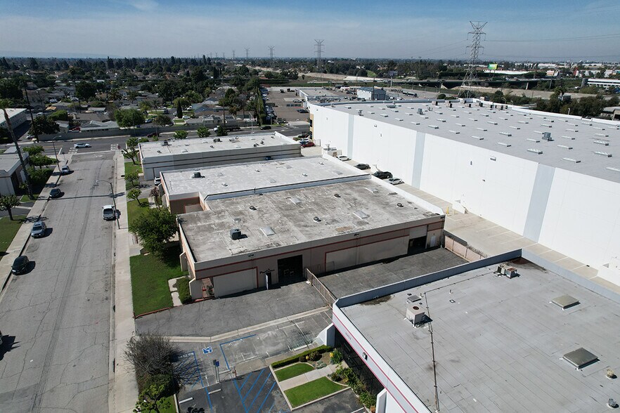 More Photos Of 8205 Industry Ave, Pico Rivera Manufacturing For Sale