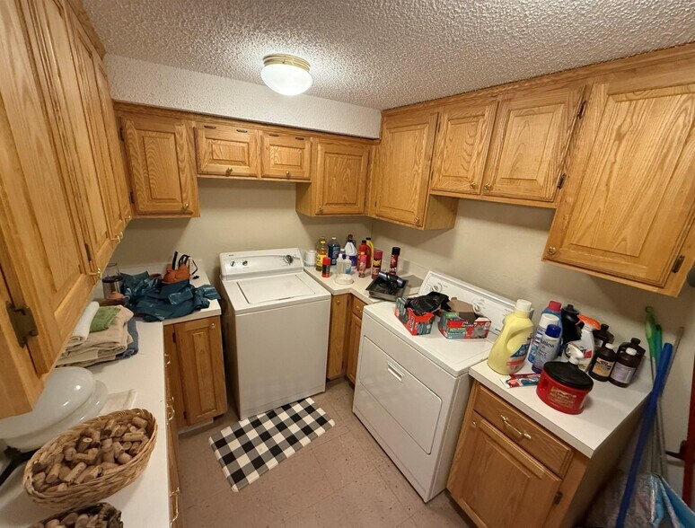 More Photos Of 825 N State Highway 121, Bonham Industrial For Sale