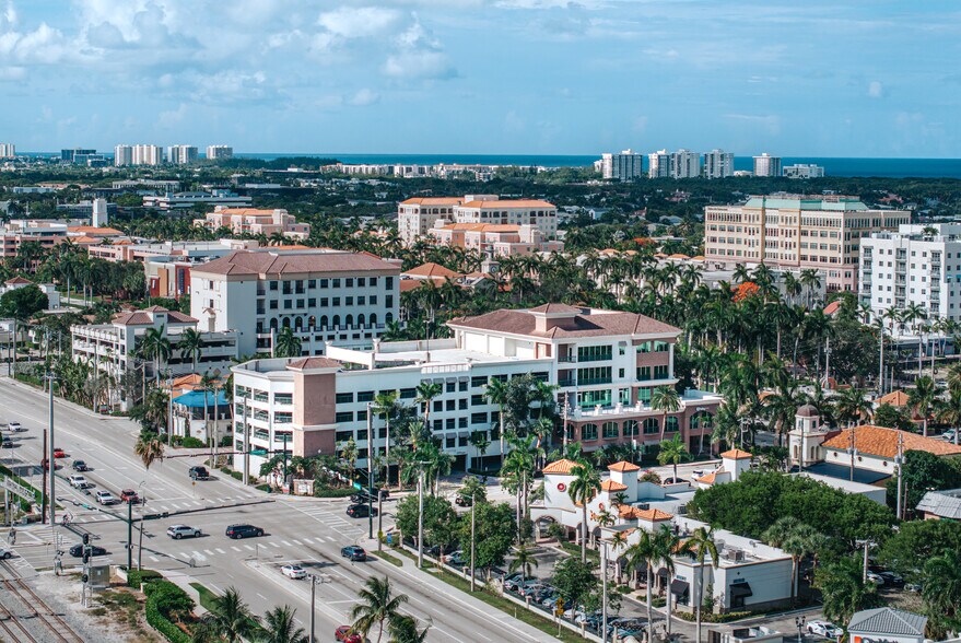 More Photos Of 1 N Federal Hwy, Boca Raton Office For Lease