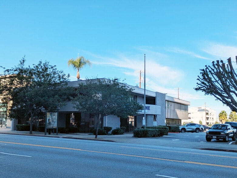 More Photos Of 14827 Ventura Blvd, Sherman Oaks Medical For Lease
